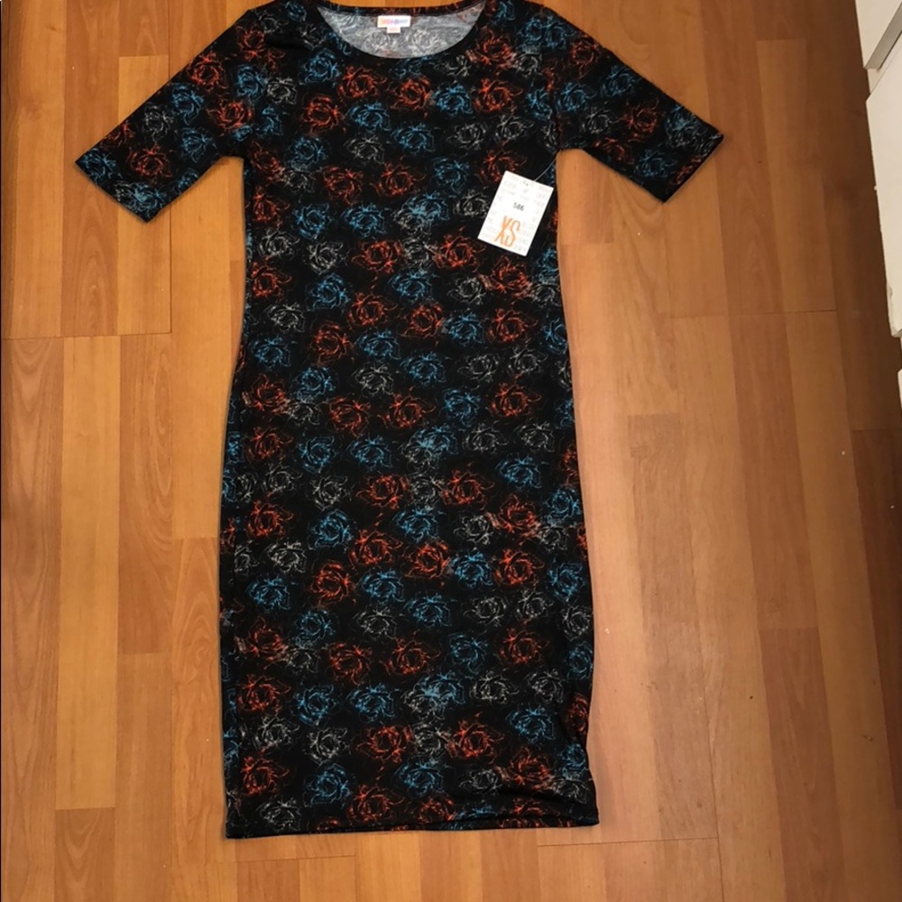 NWT LuLaRoe Julia XS